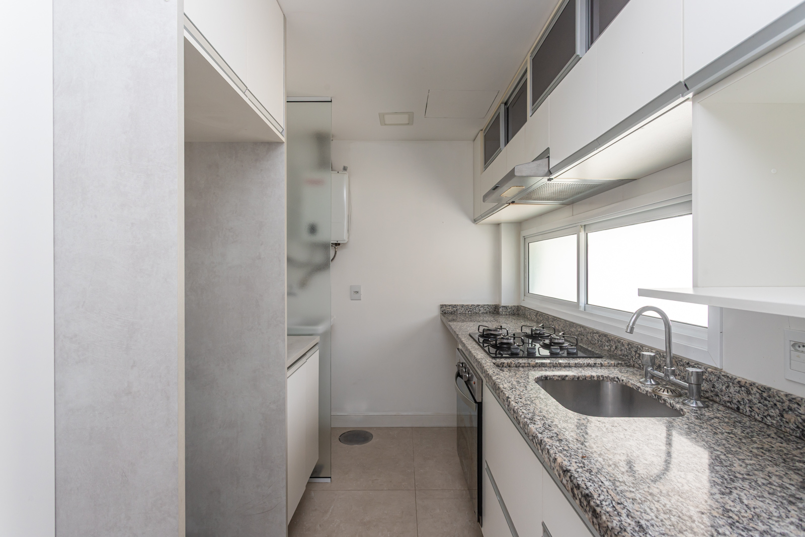 Apartamento à venda com 64m², 2 quartos, 1 vaga no bairro Tristeza em Porto Alegre - Foto 8