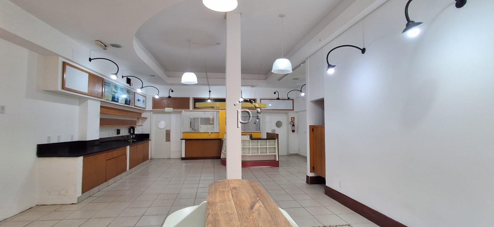 Loja para alugar com 200m², 10 vagas no bairro Tristeza em Porto Alegre - Foto 3