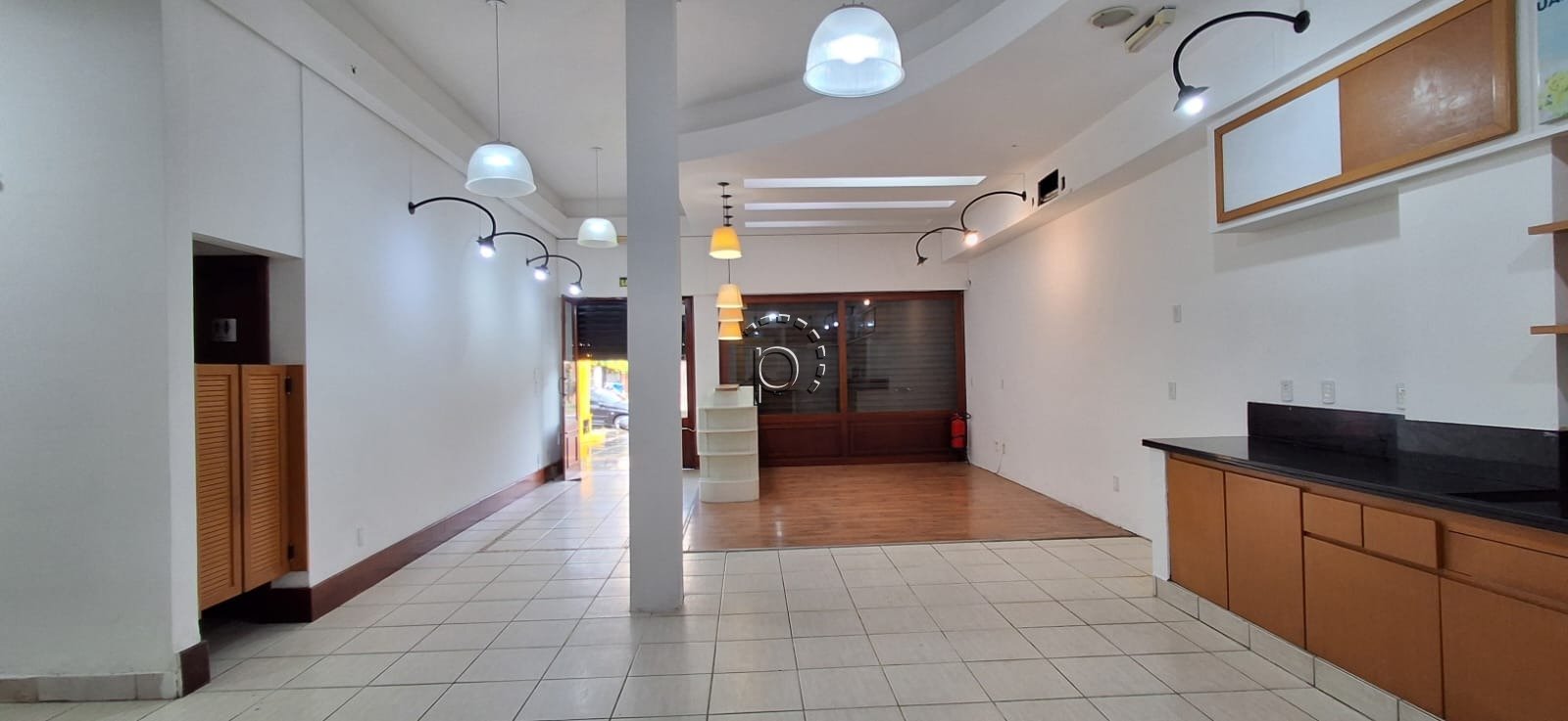 Loja para alugar com 200m², 10 vagas no bairro Tristeza em Porto Alegre - Foto 4