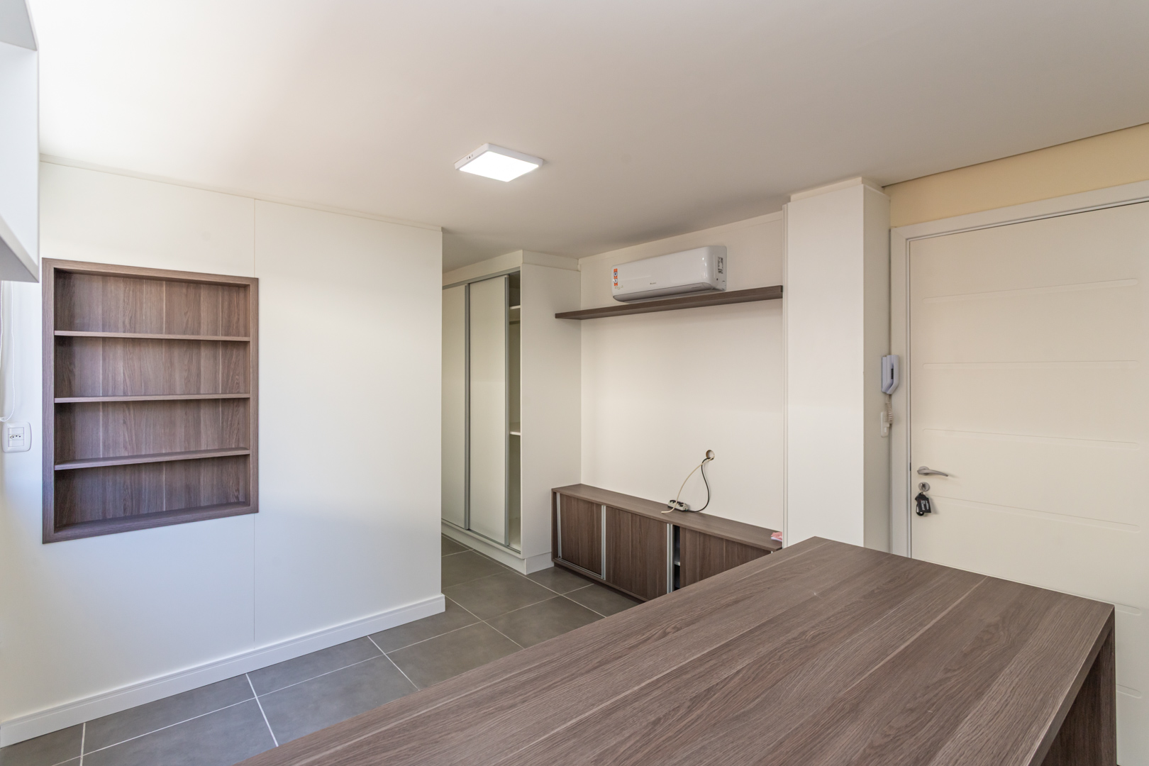 Apartamento à venda com 40m², 1 quarto no bairro Santana em Porto Alegre - Foto 2