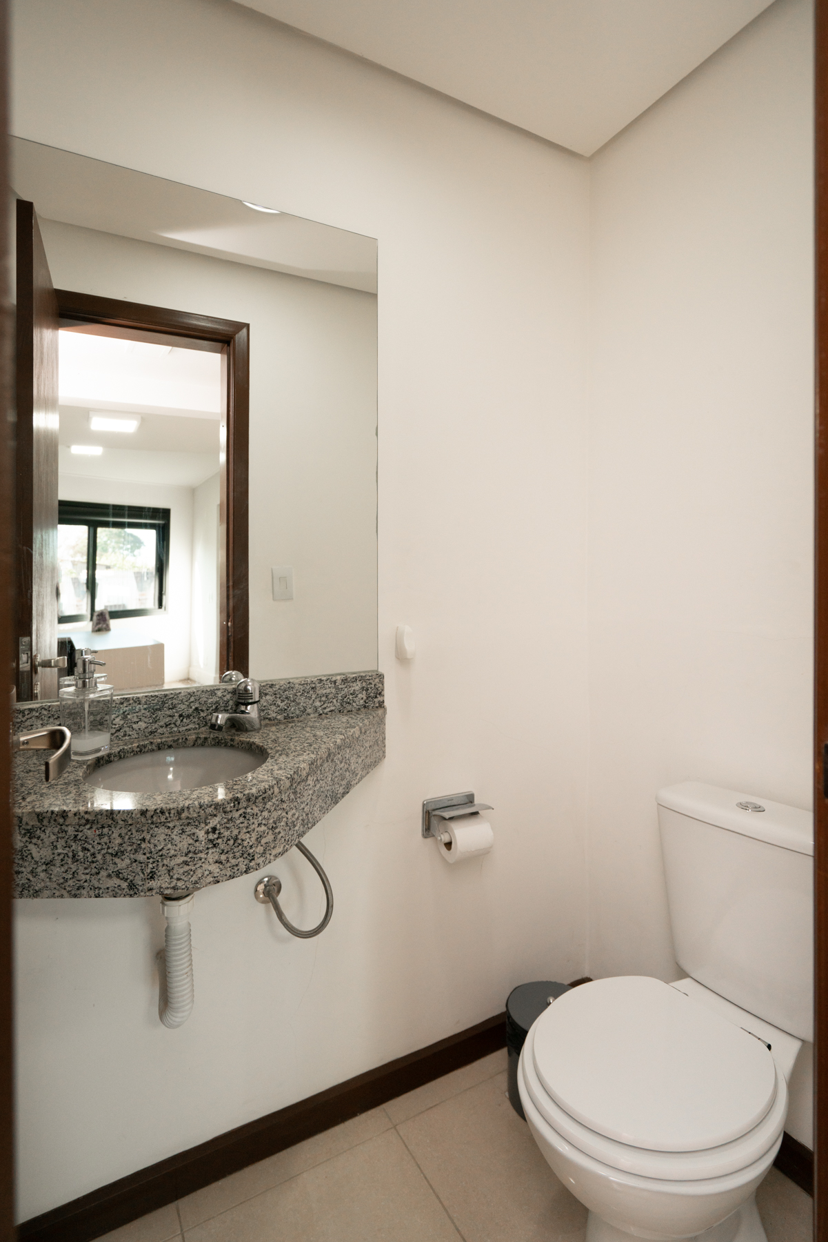 Loja para alugar com 880m² no bairro Ipanema em Porto Alegre - Foto 8