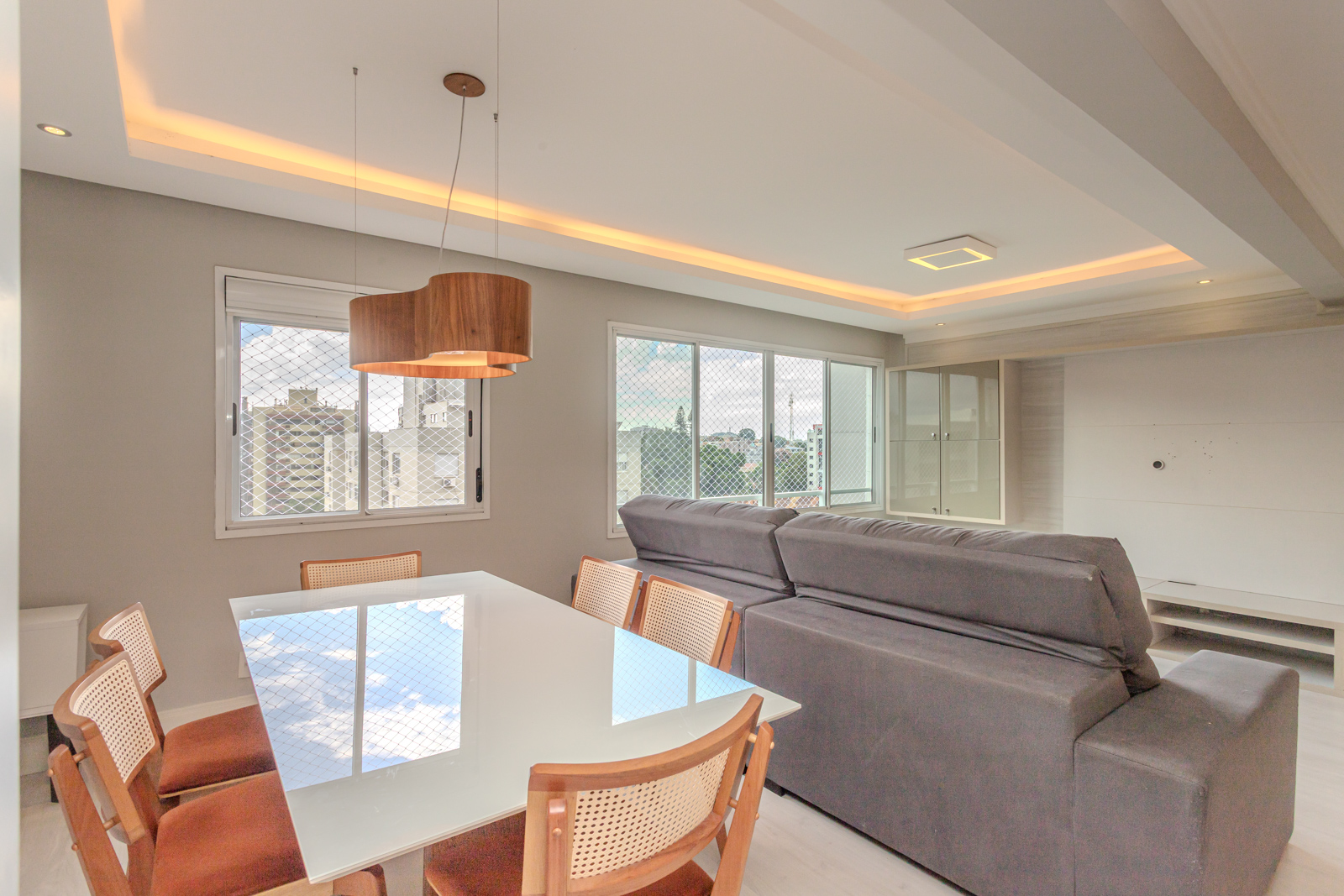 Apartamento à venda com 90m², 3 quartos, 1 suíte, 2 vagas no bairro Tristeza em Porto Alegre - Foto 4