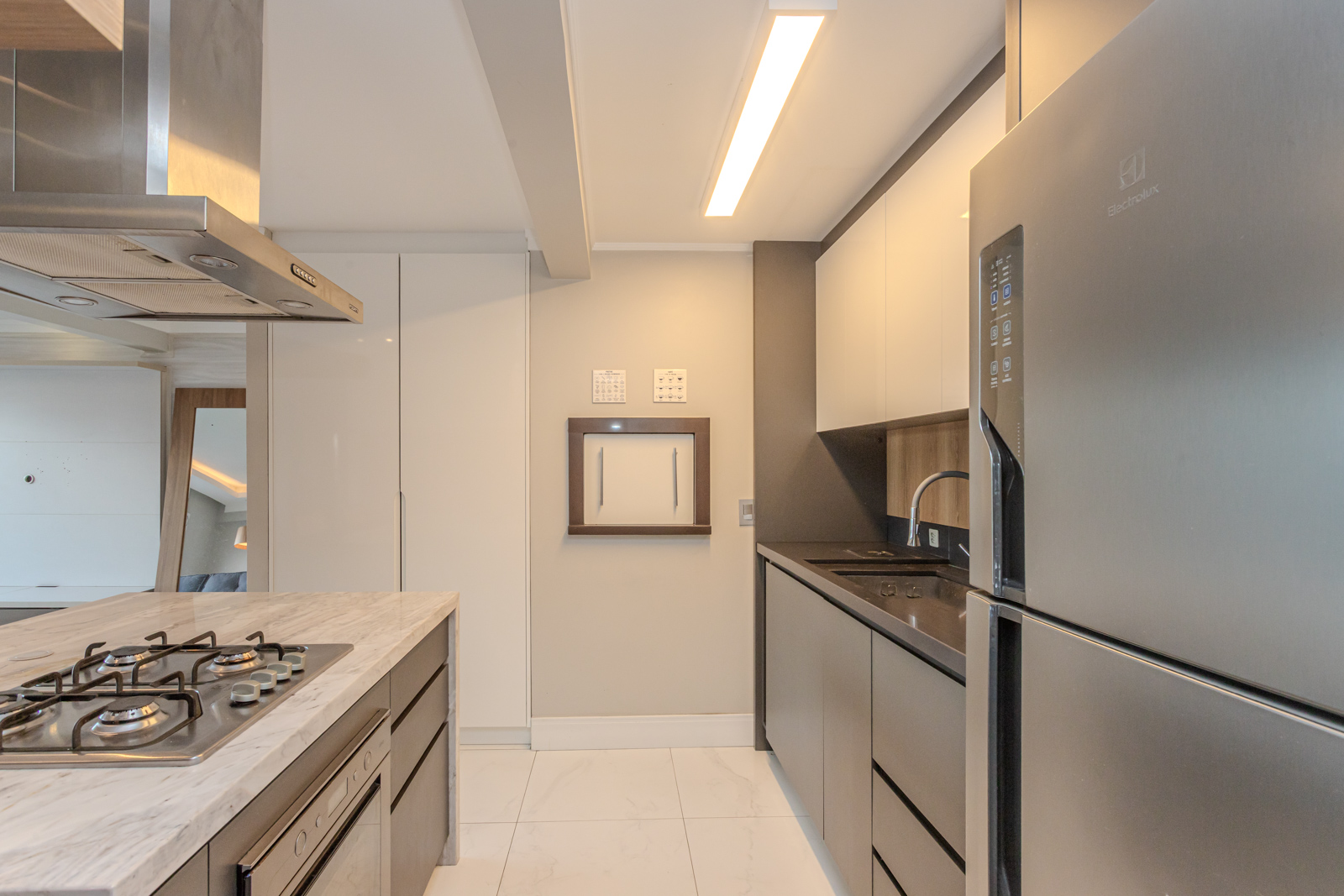 Apartamento à venda com 90m², 3 quartos, 1 suíte, 2 vagas no bairro Tristeza em Porto Alegre - Foto 13