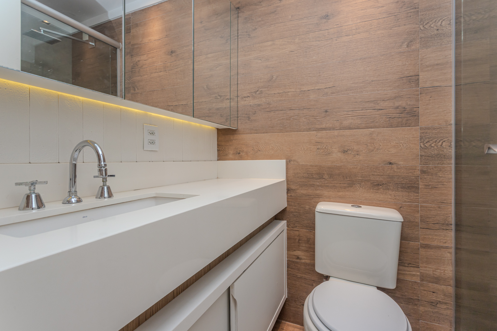 Apartamento à venda com 90m², 3 quartos, 1 suíte, 2 vagas no bairro Tristeza em Porto Alegre - Foto 18