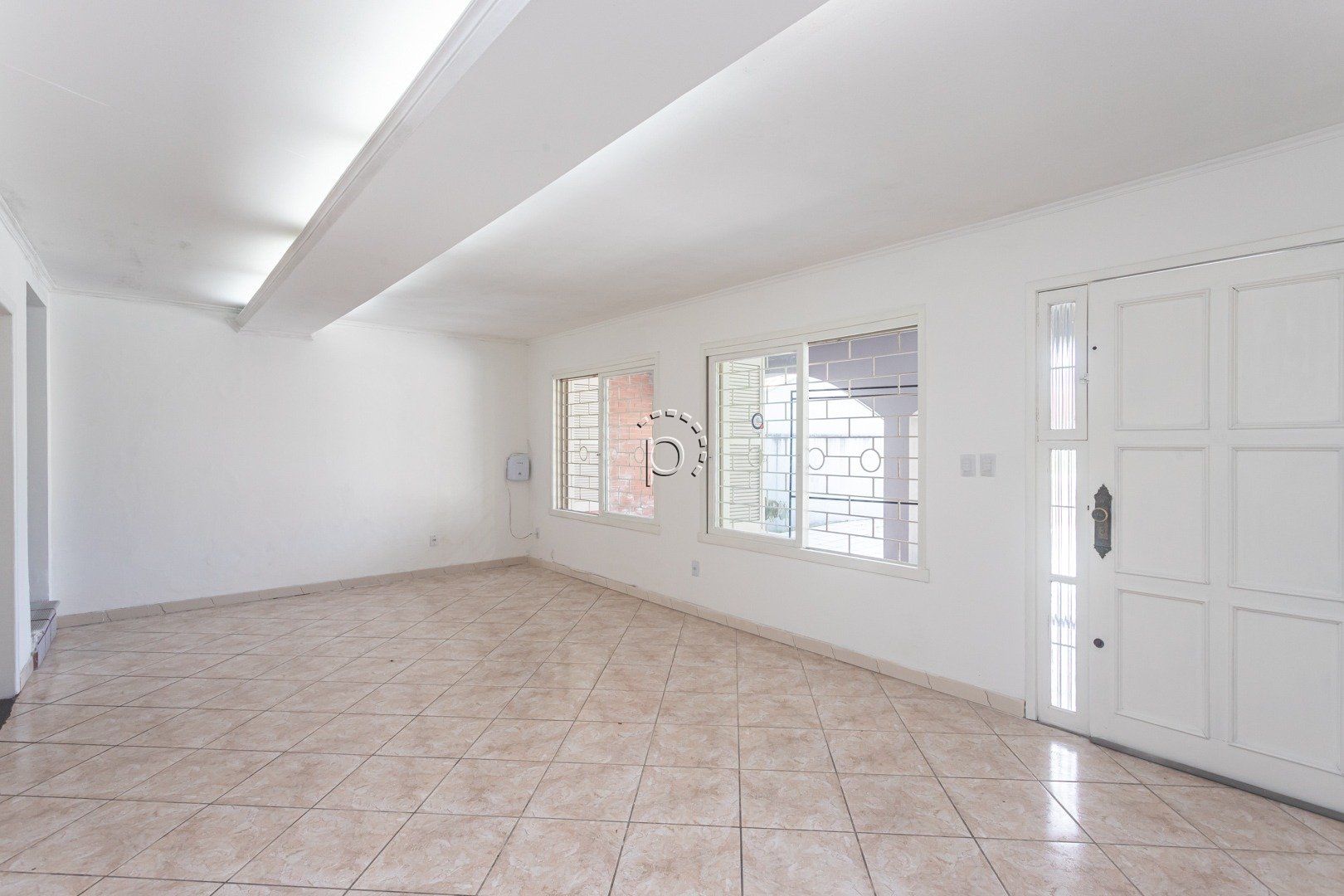 Casa para alugar com 450m², 5 quartos, 3 suítes, 5 vagas no bairro Hípica em Porto Alegre - Foto 2