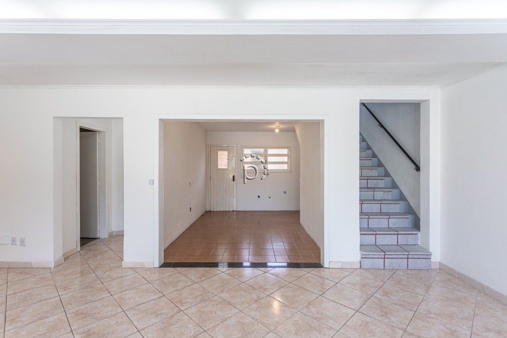 Casa para alugar com 450m², 5 quartos, 3 suítes, 5 vagas no bairro Hípica em Porto Alegre - Foto 6