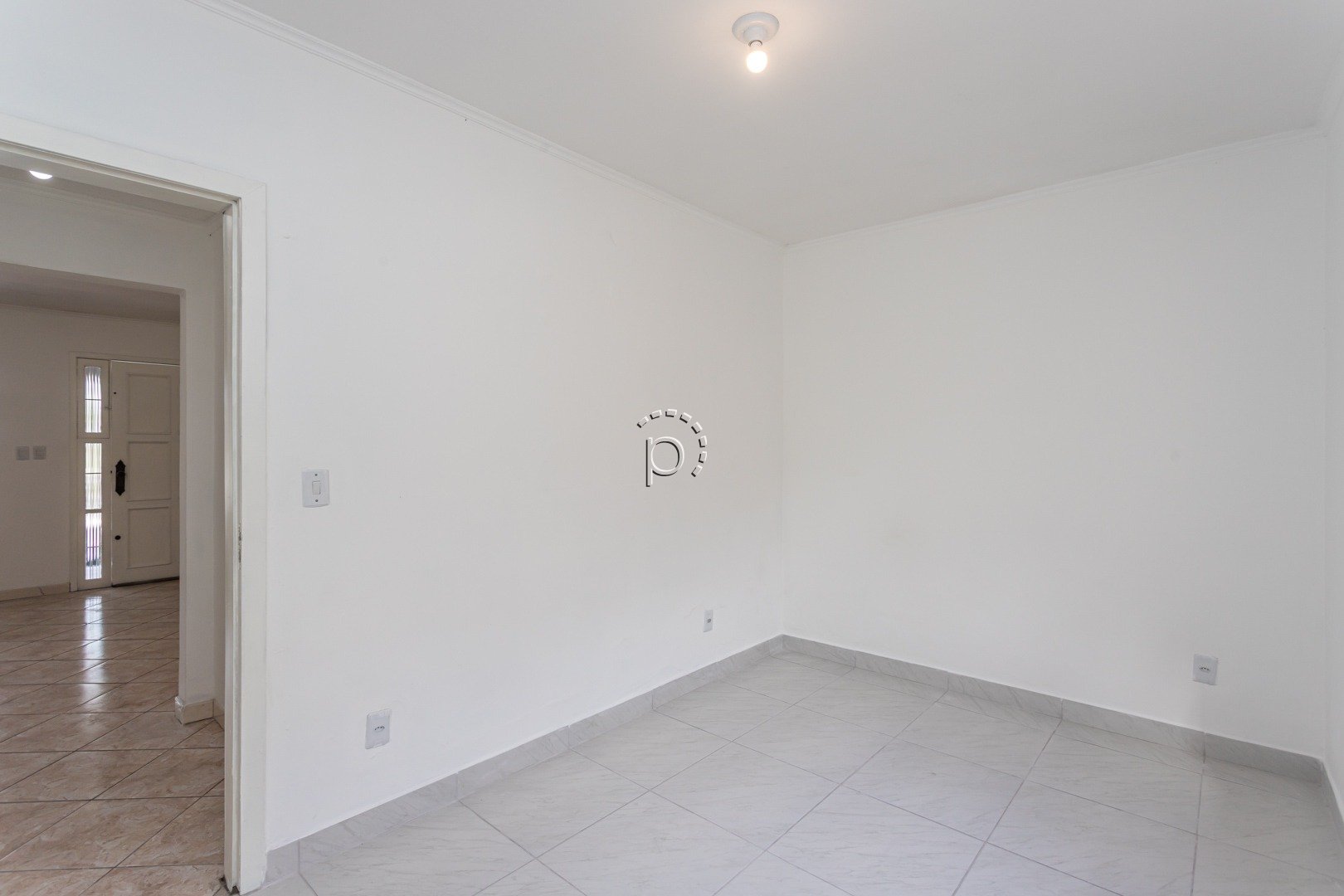 Casa para alugar com 450m², 5 quartos, 3 suítes, 5 vagas no bairro Hípica em Porto Alegre - Foto 9