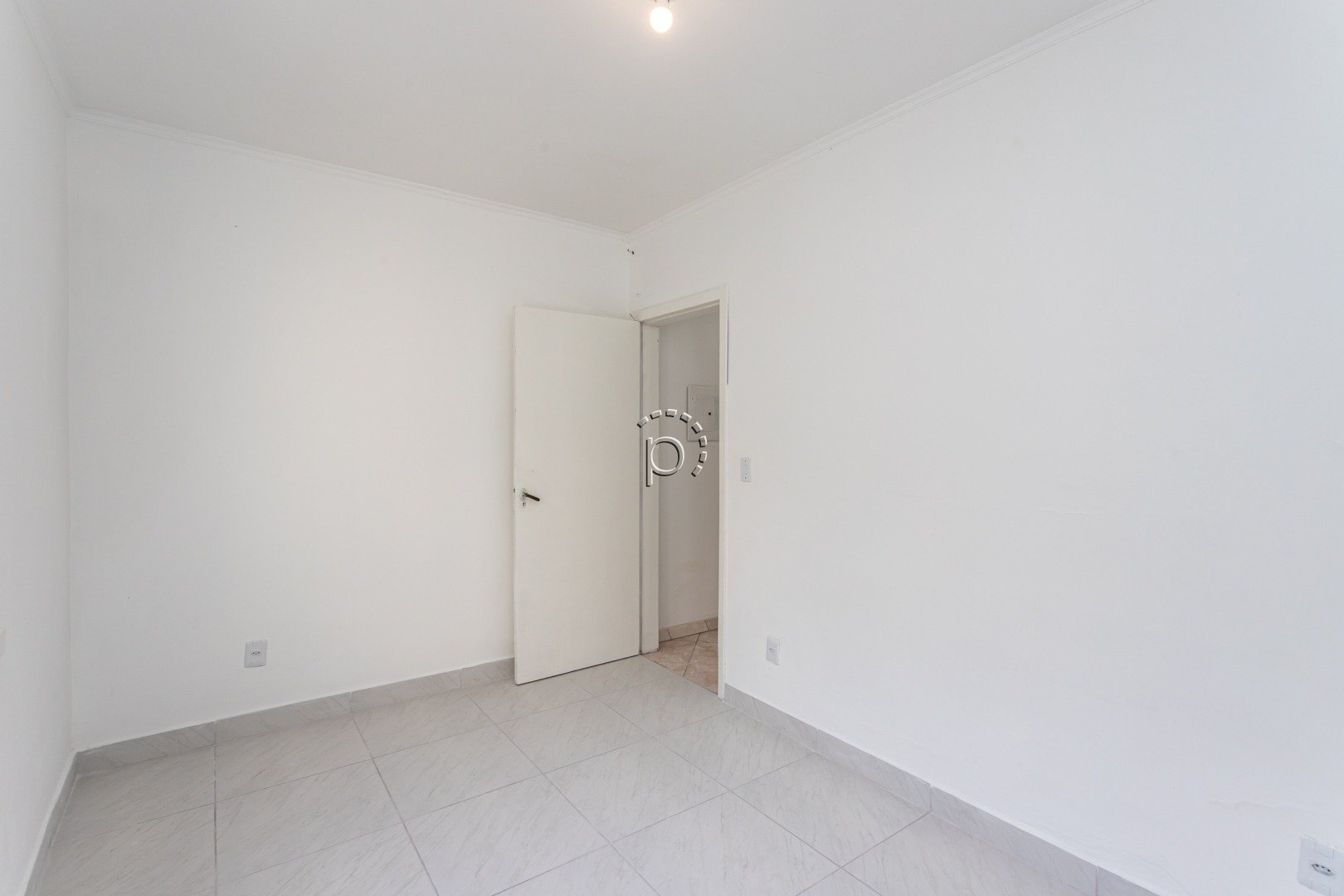 Casa para alugar com 450m², 5 quartos, 3 suítes, 5 vagas no bairro Hípica em Porto Alegre - Foto 15