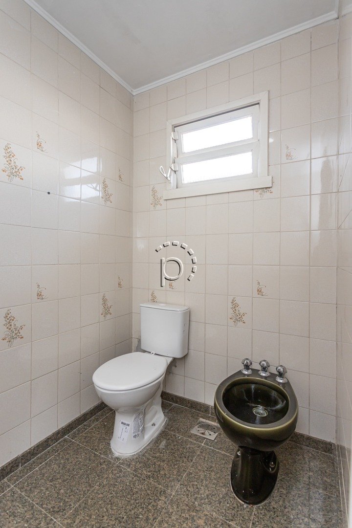 Casa para alugar com 450m², 5 quartos, 3 suítes, 5 vagas no bairro Hípica em Porto Alegre - Foto 37