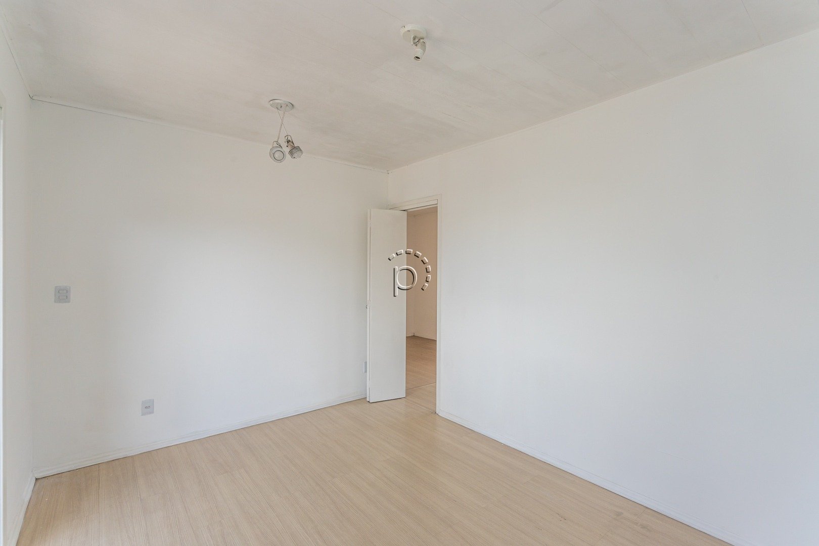 Casa para alugar com 450m², 5 quartos, 3 suítes, 5 vagas no bairro Hípica em Porto Alegre - Foto 41