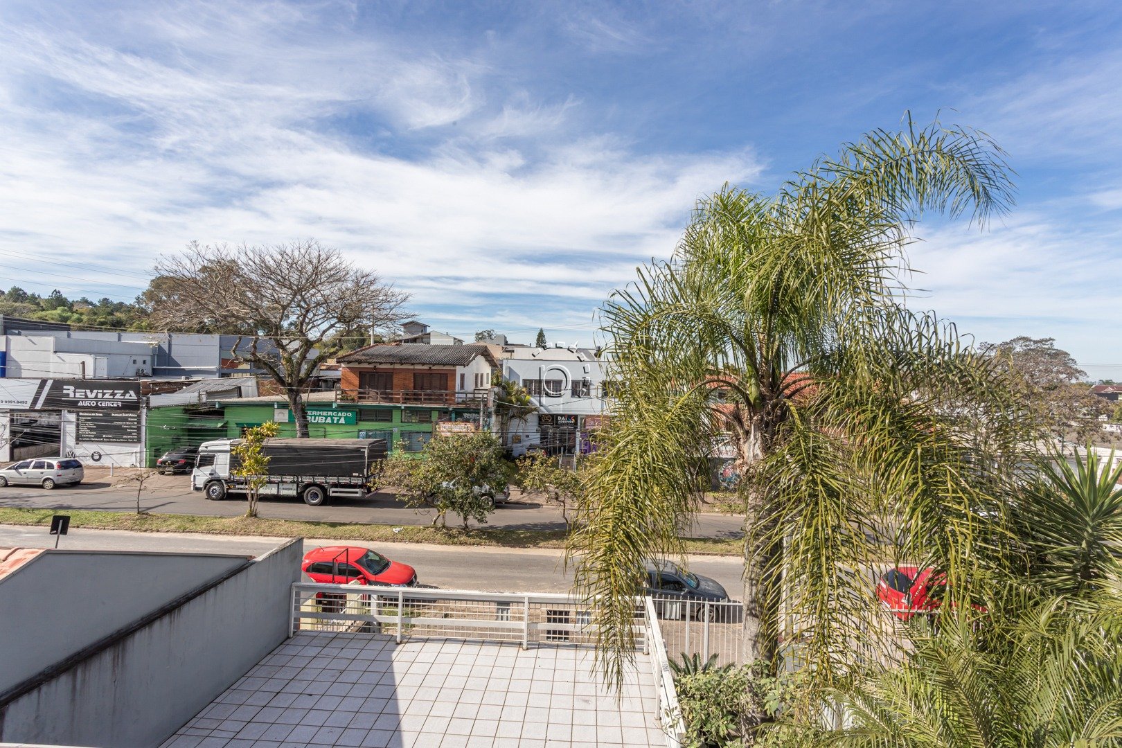 Casa para alugar com 450m², 5 quartos, 3 suítes, 5 vagas no bairro Hípica em Porto Alegre - Foto 49