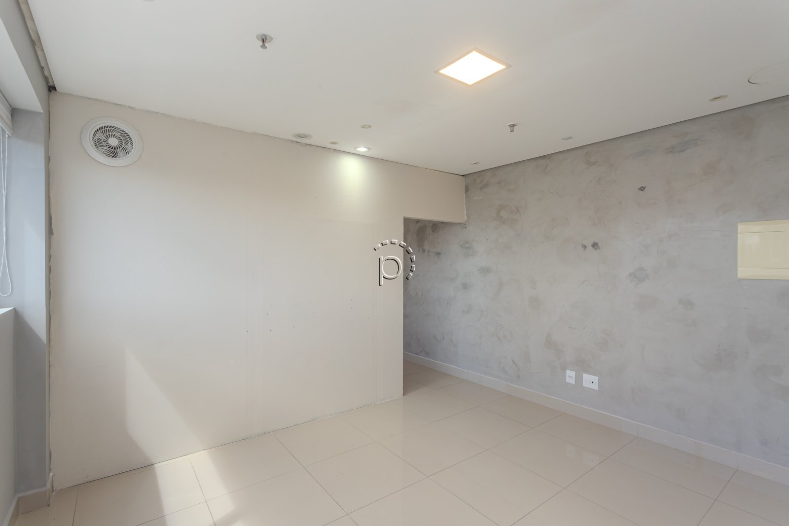 Sala para alugar com 50m², 1 vaga no bairro Menino Deus em Porto Alegre - Foto 4