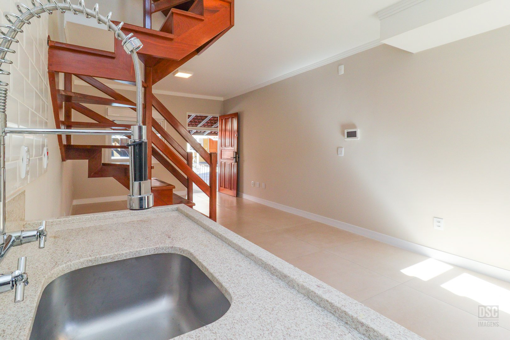 Casa em Condomínio à venda com 91m², 3 quartos no bairro Camaquã em Porto Alegre - Foto 12