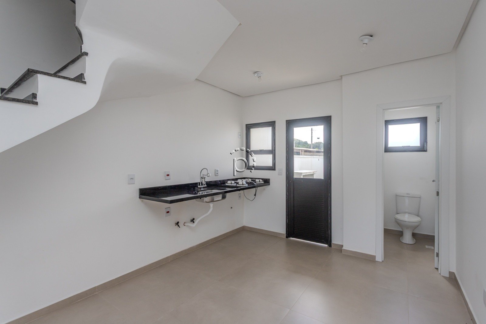 Casa para alugar com 96m², 2 quartos, 1 vaga no bairro Hípica em Porto Alegre - Foto 5