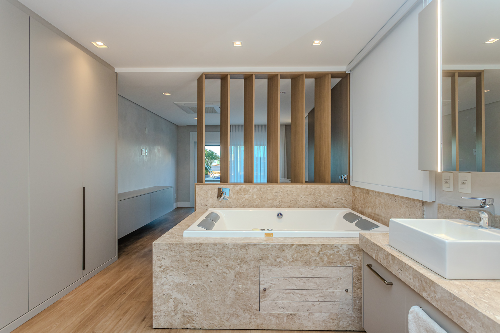 Apartamento à venda com 383m², 4 quartos no bairro Vila Assunção em Porto Alegre - Foto 45