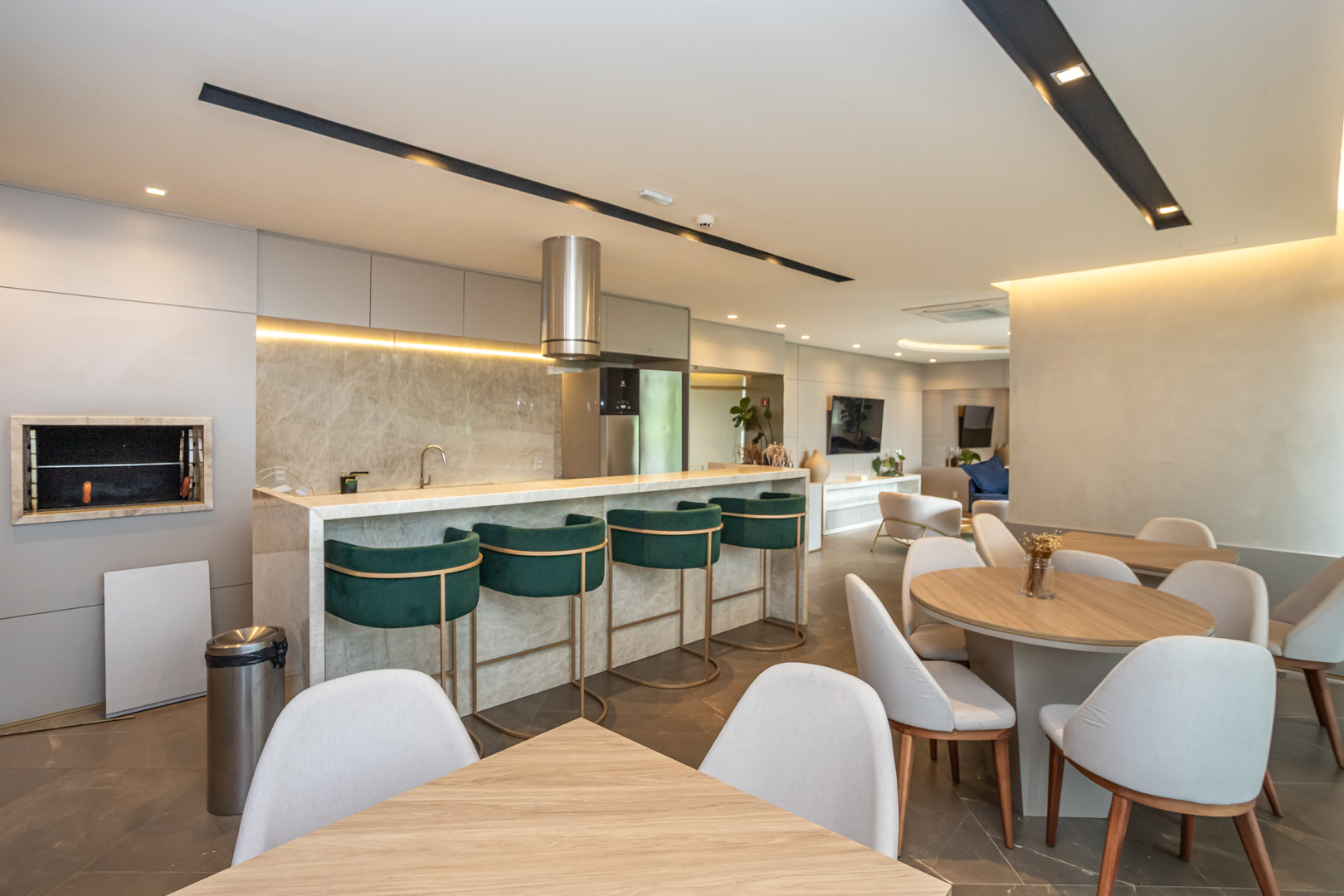 Apartamento à venda com 165m², 3 quartos, 3 suítes, 3 vagas no bairro Praia de Belas em Porto Alegre - Foto 41