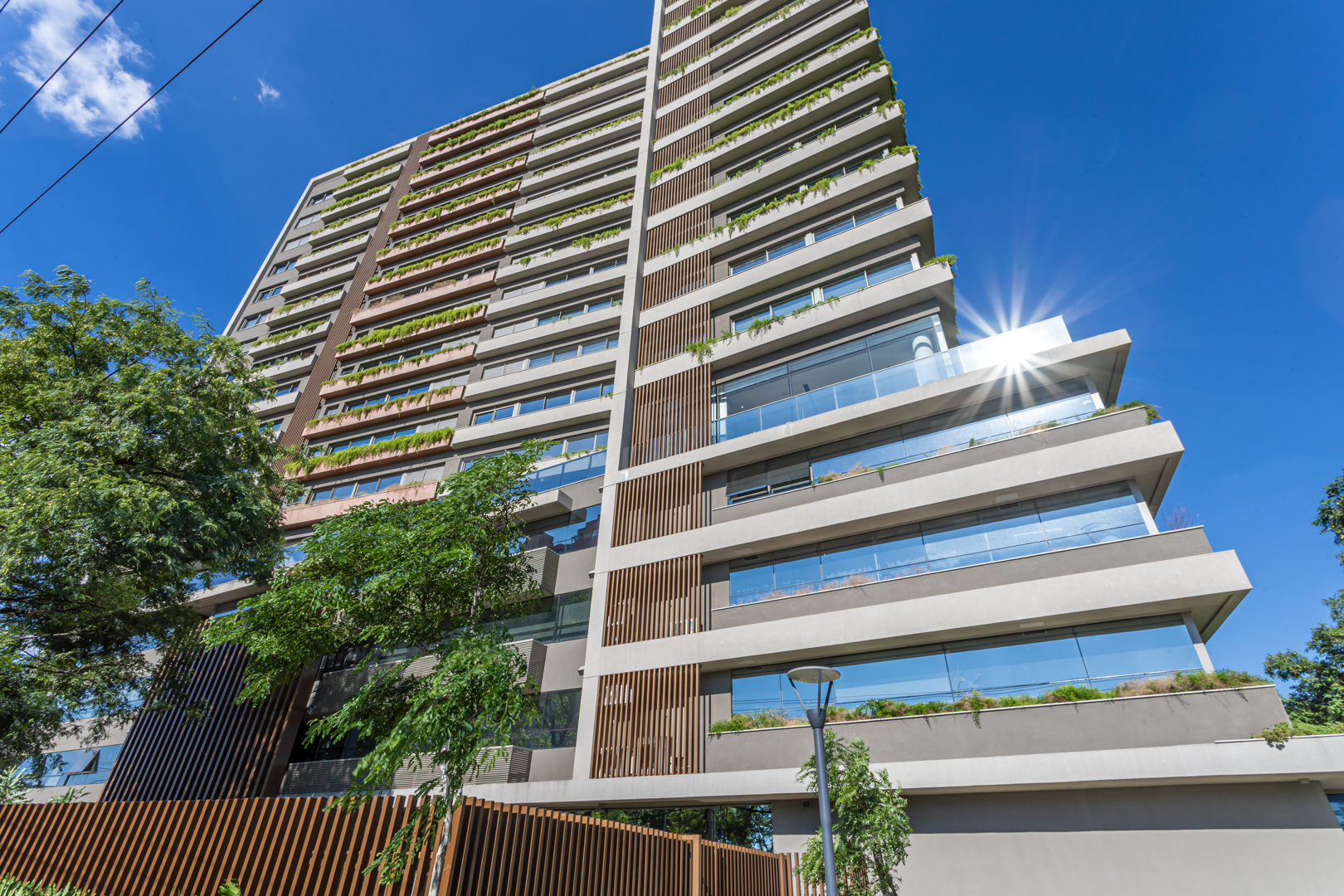 Apartamento à venda com 165m², 3 quartos, 3 suítes, 3 vagas no bairro Praia de Belas em Porto Alegre