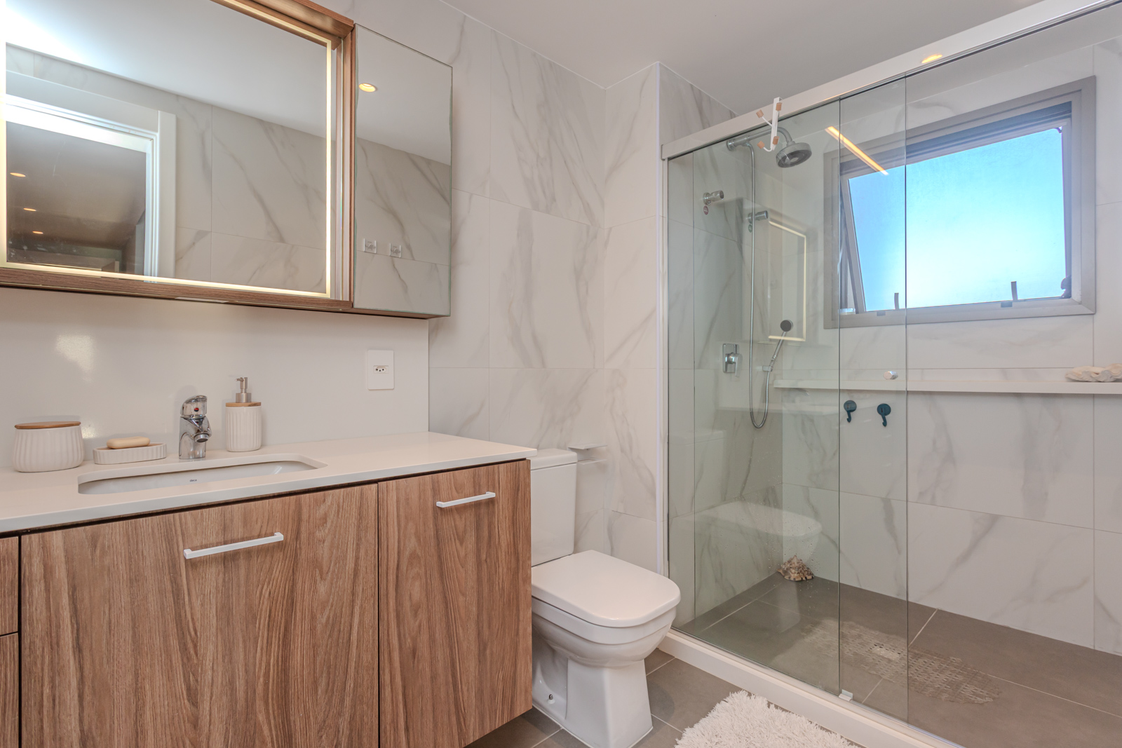 Apartamento à venda com 165m², 3 quartos, 3 suítes, 3 vagas no bairro Praia de Belas em Porto Alegre - Foto 26