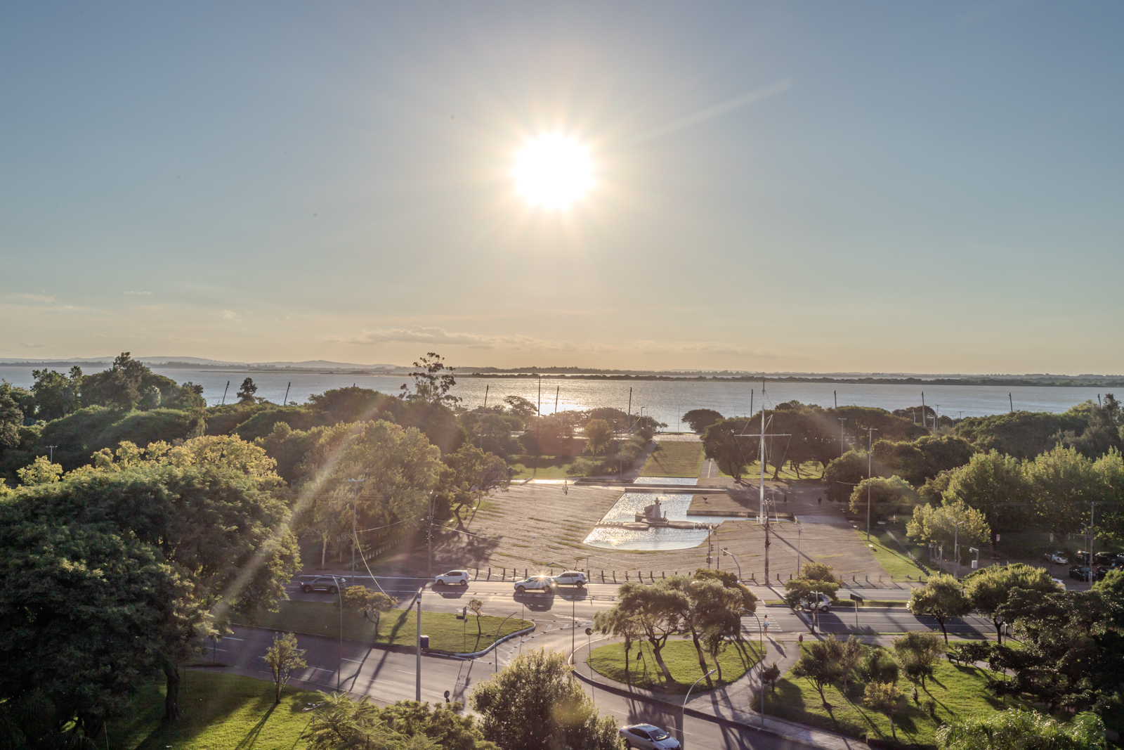 Apartamento à venda com 165m², 3 quartos, 3 suítes, 3 vagas no bairro Praia de Belas em Porto Alegre - Foto 11