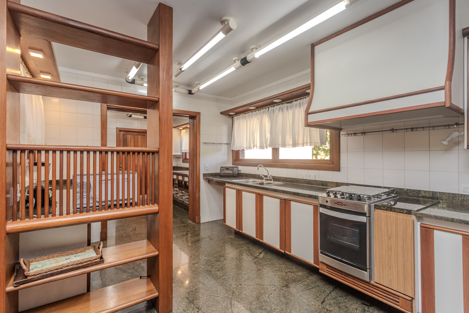 Casa em Condomínio à venda com 1.180m², 5 quartos, 5 suítes, 10 vagas no bairro Cavalhada em Porto Alegre - Foto 19