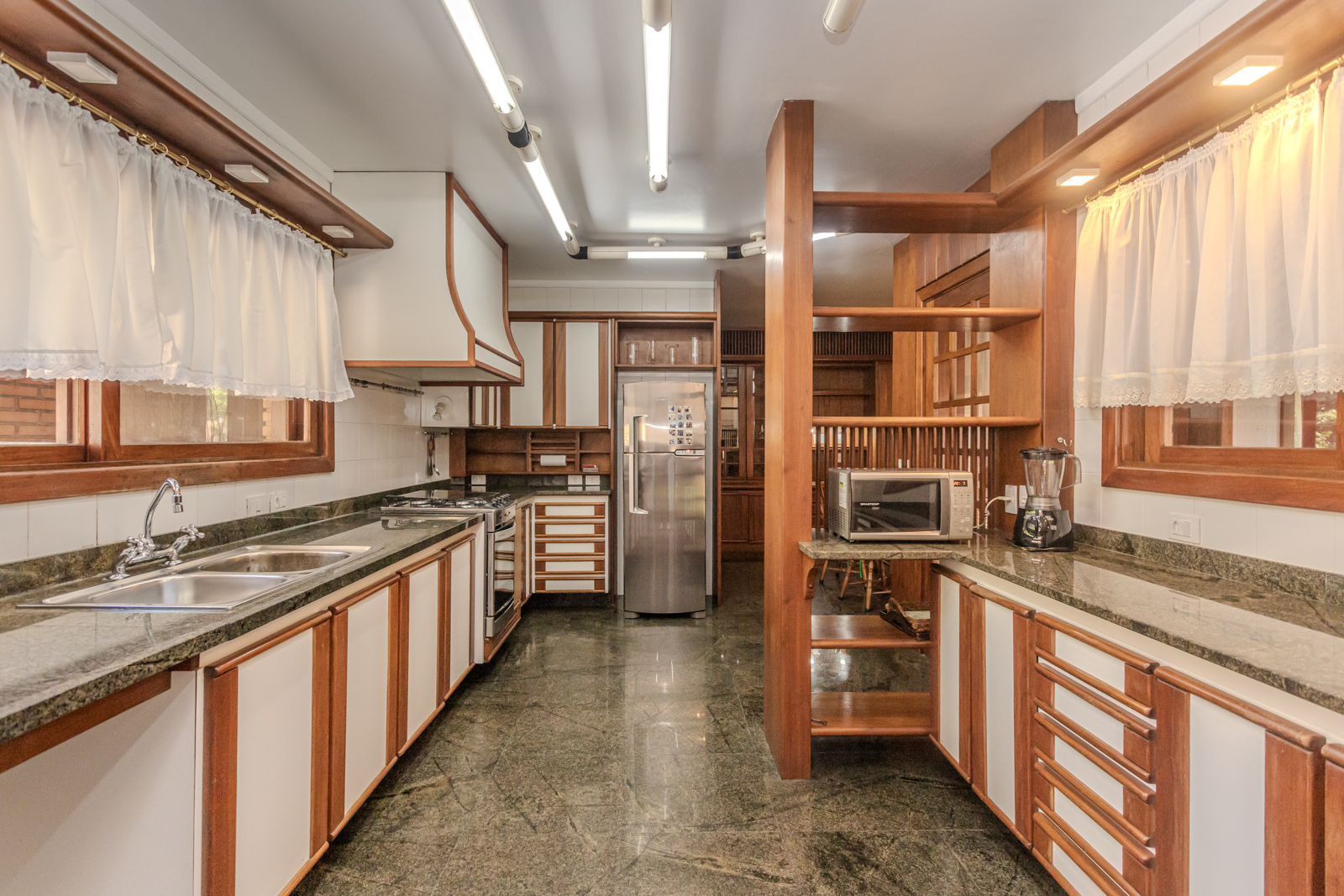 Casa em Condomínio à venda com 1.180m², 5 quartos, 5 suítes, 10 vagas no bairro Cavalhada em Porto Alegre - Foto 21