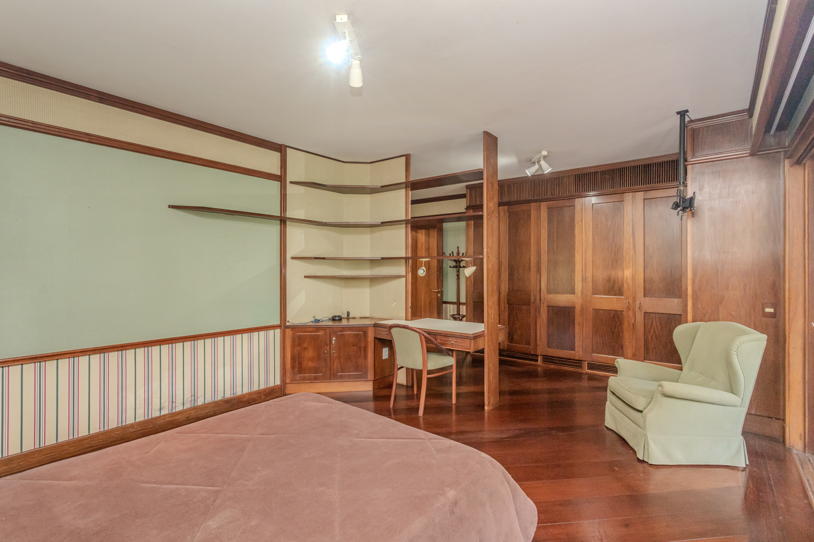 Casa em Condomínio à venda com 1.180m², 5 quartos, 5 suítes, 10 vagas no bairro Cavalhada em Porto Alegre - Foto 44