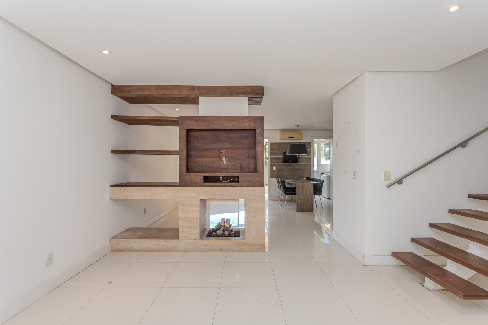 Casa à venda com 210m², 3 quartos no bairro Ipanema em Porto Alegre - Foto 3