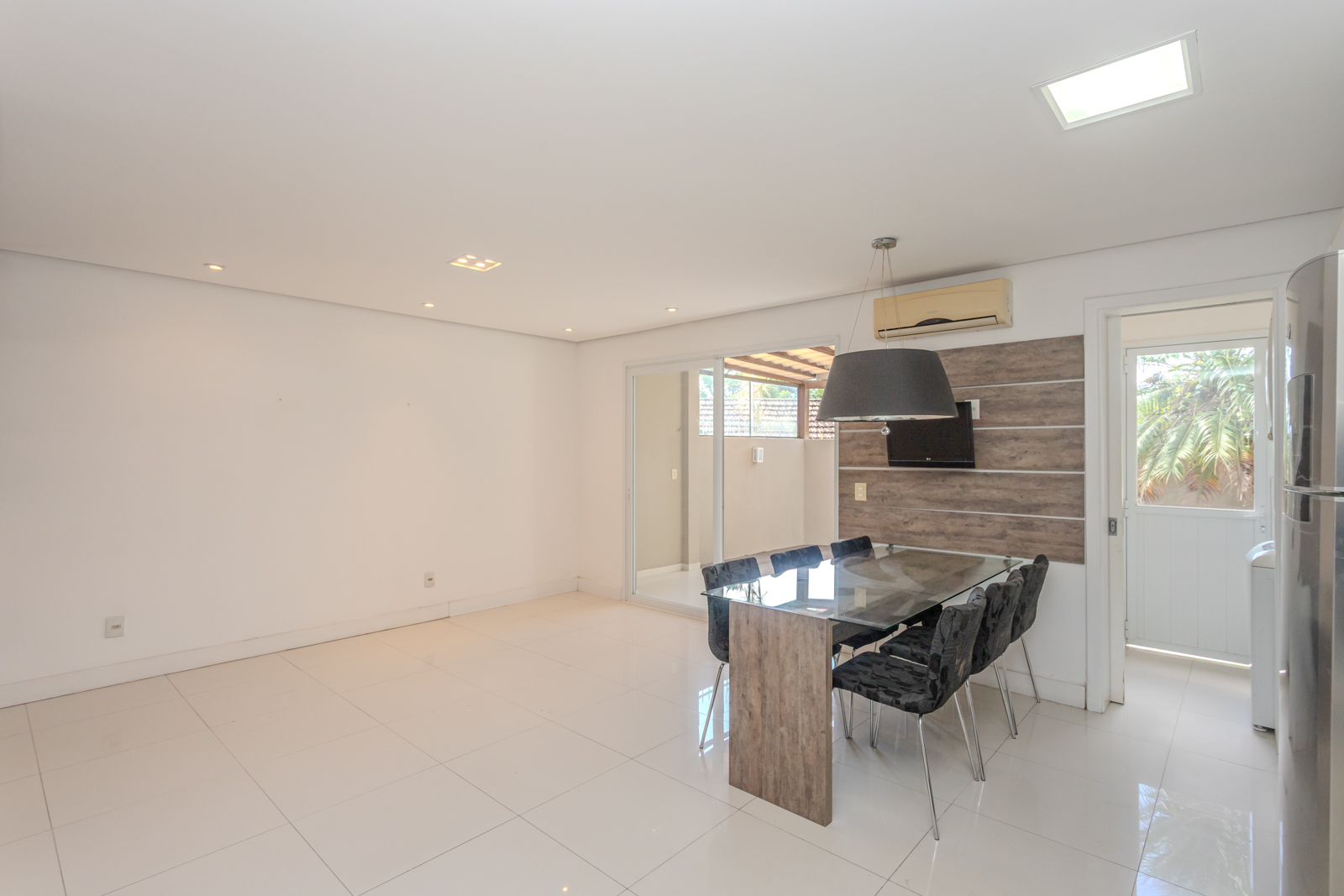 Casa à venda com 210m², 3 quartos no bairro Ipanema em Porto Alegre - Foto 11