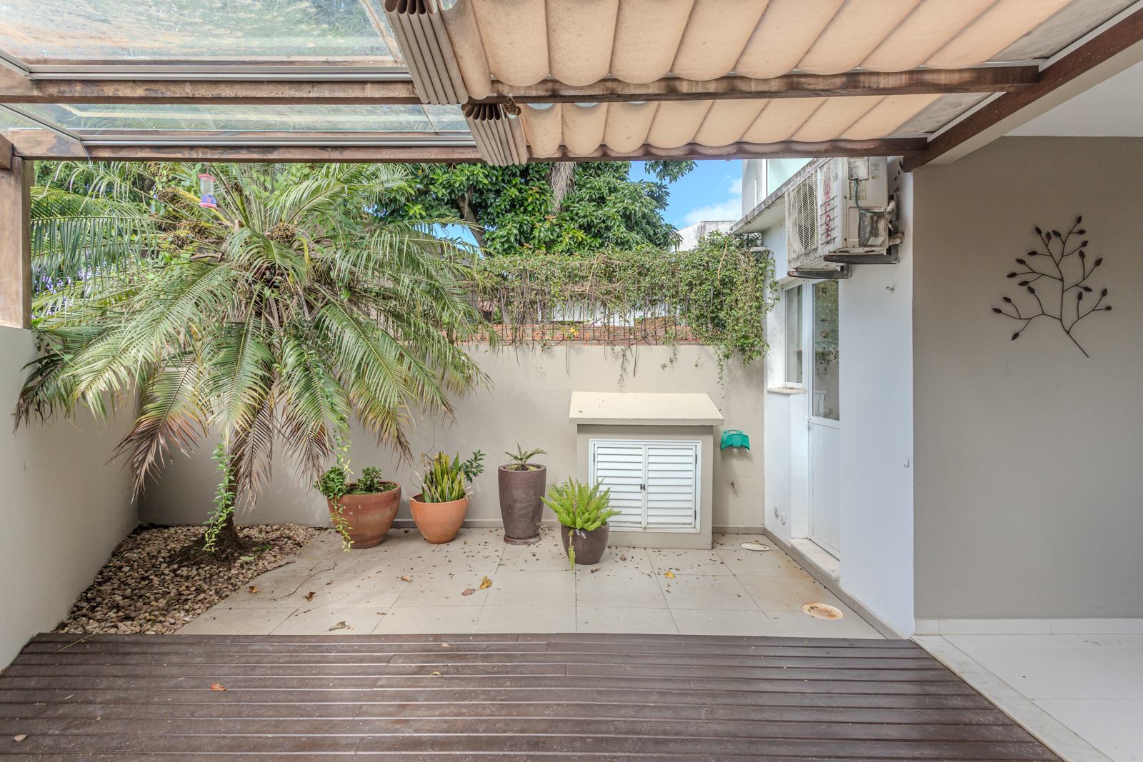 Casa à venda com 210m², 3 quartos no bairro Ipanema em Porto Alegre - Foto 14