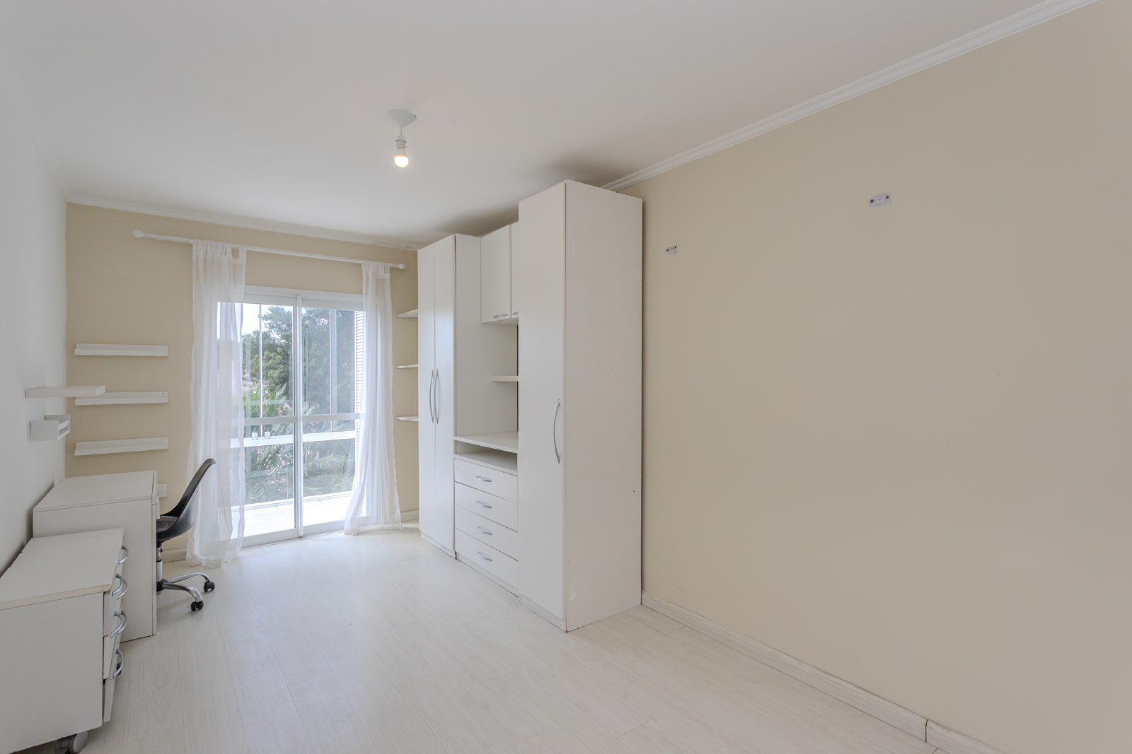 Casa à venda com 210m², 3 quartos no bairro Ipanema em Porto Alegre - Foto 20