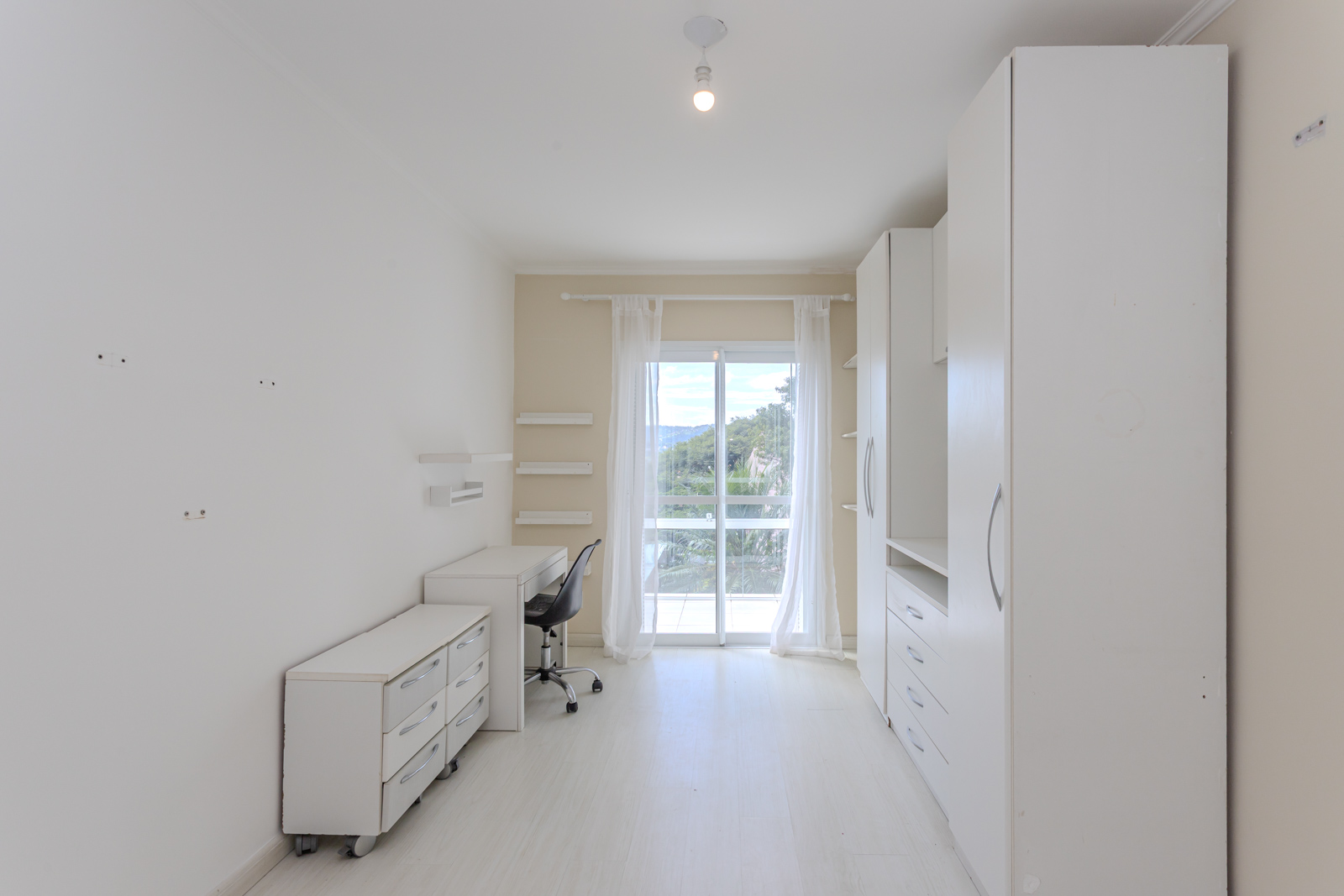 Casa à venda com 210m², 3 quartos no bairro Ipanema em Porto Alegre - Foto 21