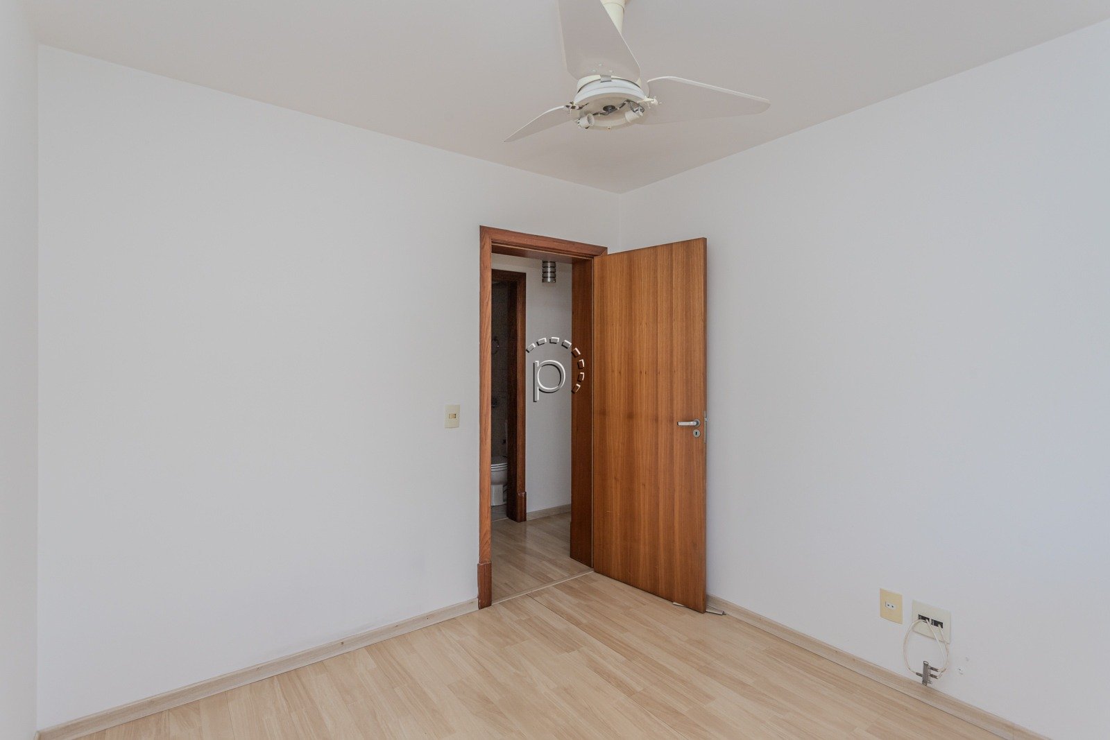 Apartamento à venda com 100m², 3 quartos, 1 suíte, 2 vagas no bairro Tristeza em Porto Alegre - Foto 23