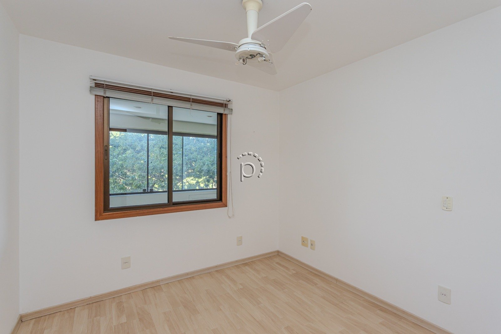 Apartamento à venda com 100m², 3 quartos, 1 suíte, 2 vagas no bairro Tristeza em Porto Alegre - Foto 25