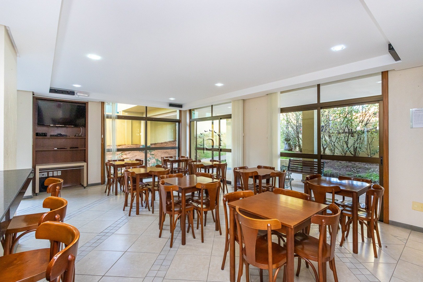 Apartamento à venda com 100m², 3 quartos, 1 suíte, 2 vagas no bairro Tristeza em Porto Alegre - Foto 39