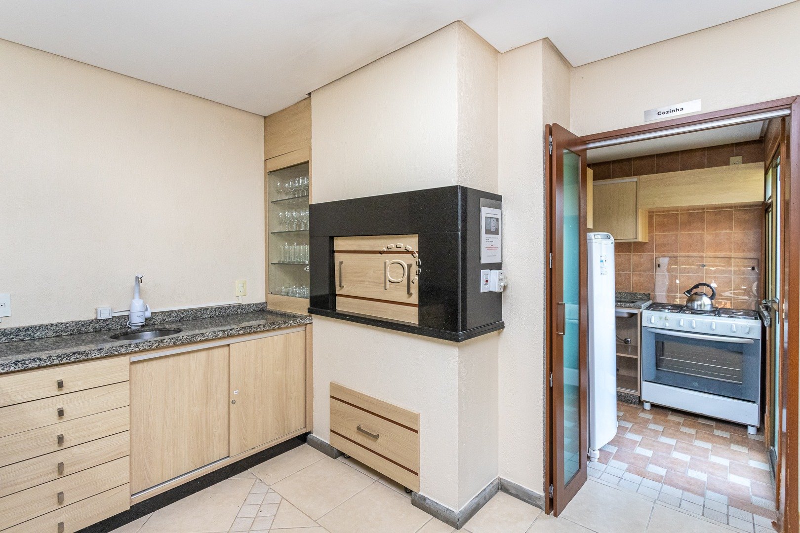 Apartamento à venda com 100m², 3 quartos, 1 suíte, 2 vagas no bairro Tristeza em Porto Alegre - Foto 42