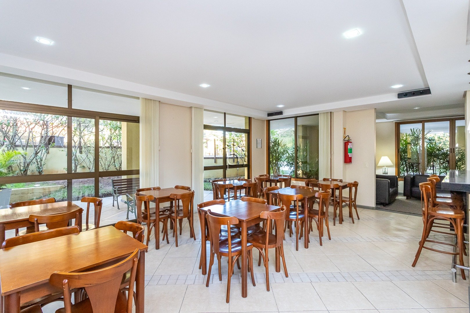 Apartamento à venda com 100m², 3 quartos, 1 suíte, 2 vagas no bairro Tristeza em Porto Alegre - Foto 43