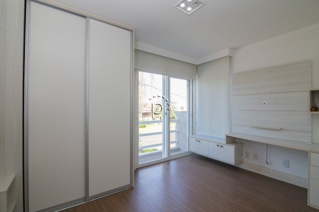 Casa em Condomínio para alugar com 455m², 4 quartos, 4 suítes, 3 vagas no bairro Terra Ville em Porto Alegre - Foto 23