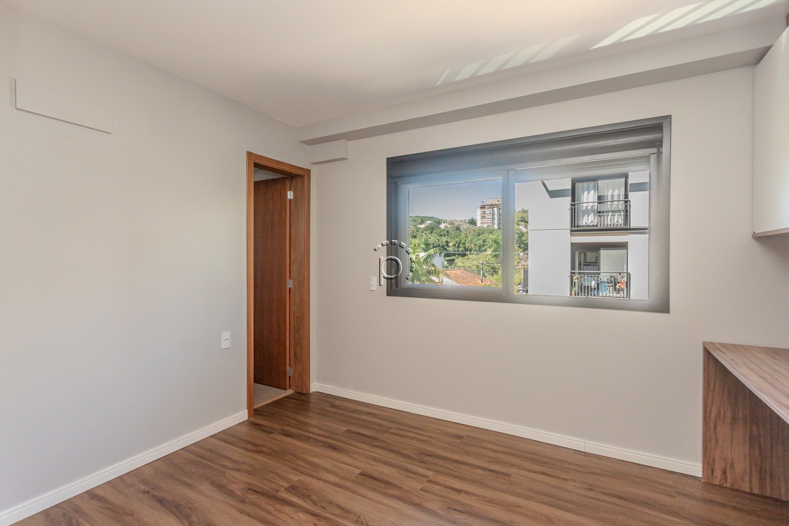 Apartamento à venda com 85m², 2 quartos, 2 suítes, 2 vagas no bairro Tristeza em Porto Alegre - Foto 9