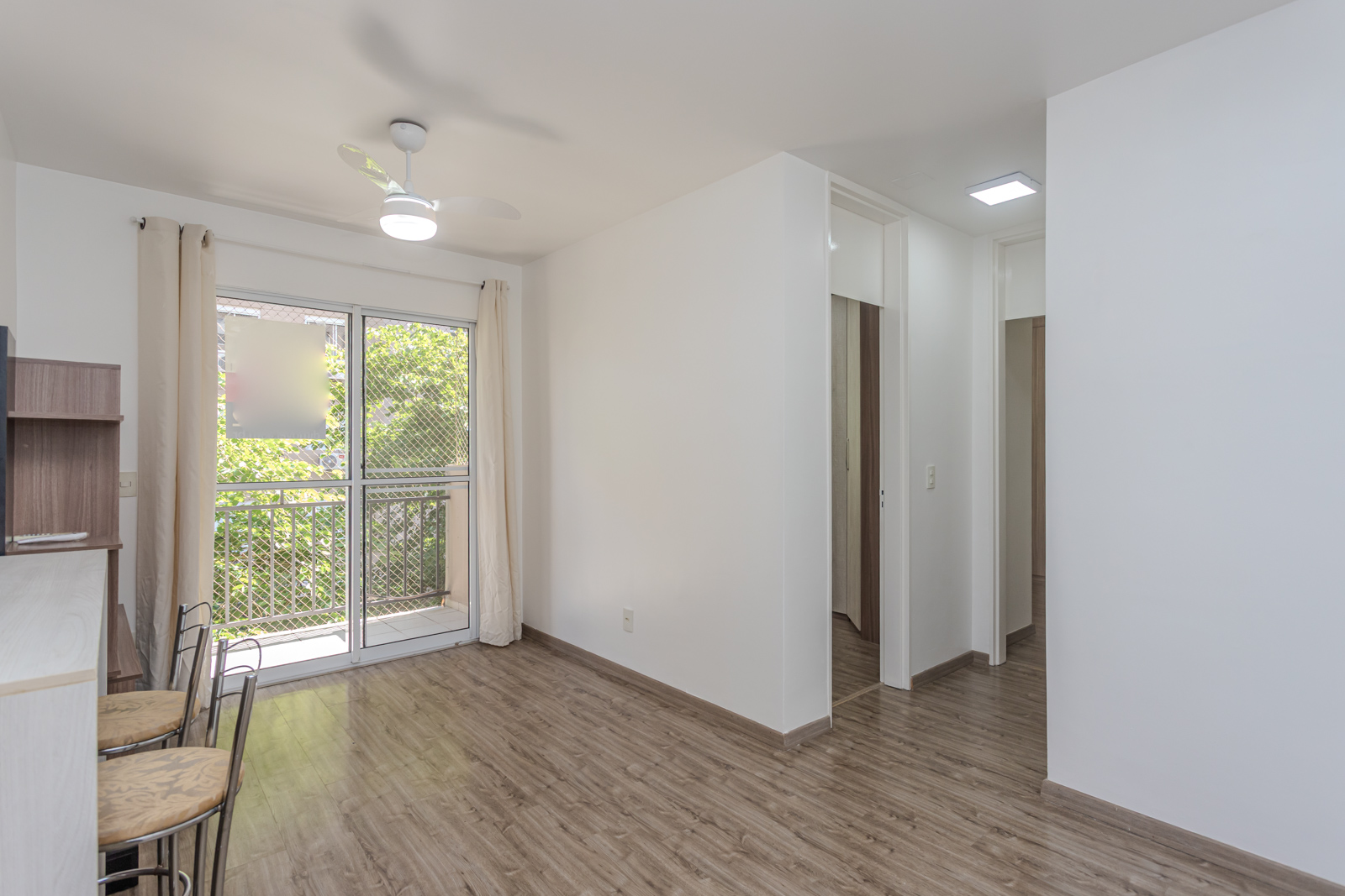 Apartamento para alugar com 70m², 2 quartos, 1 vaga no bairro Tristeza em Porto Alegre - Foto 3