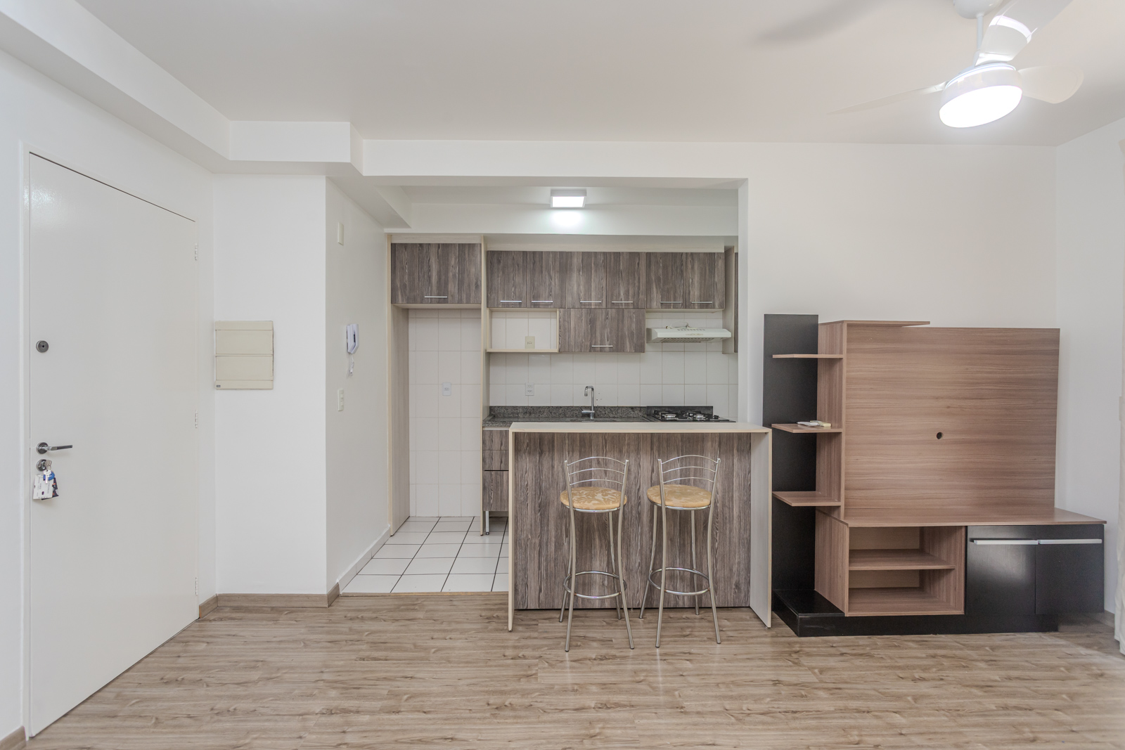 Apartamento para alugar com 70m², 2 quartos, 1 vaga no bairro Tristeza em Porto Alegre - Foto 4