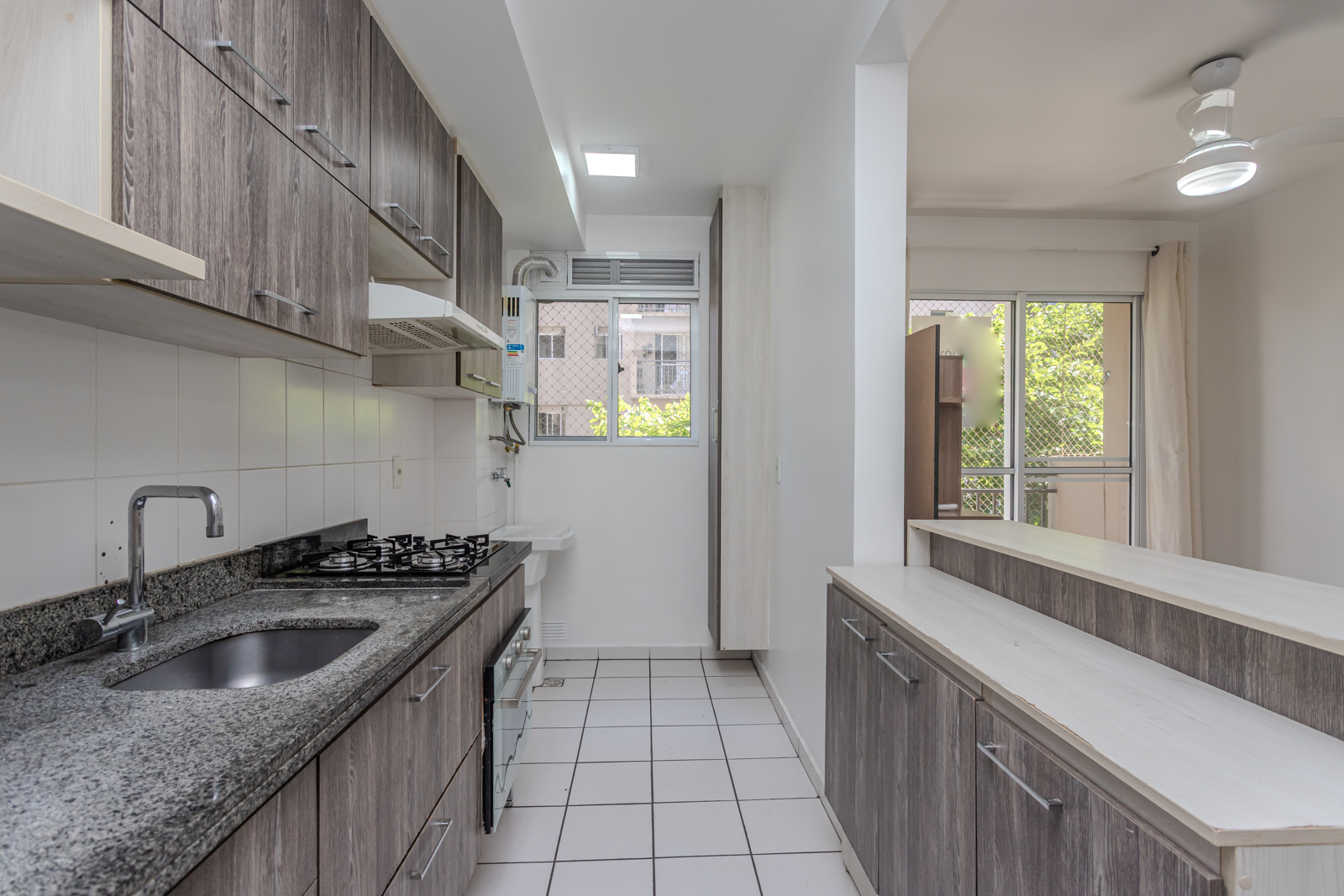 Apartamento para alugar com 70m², 2 quartos, 1 vaga no bairro Tristeza em Porto Alegre - Foto 7