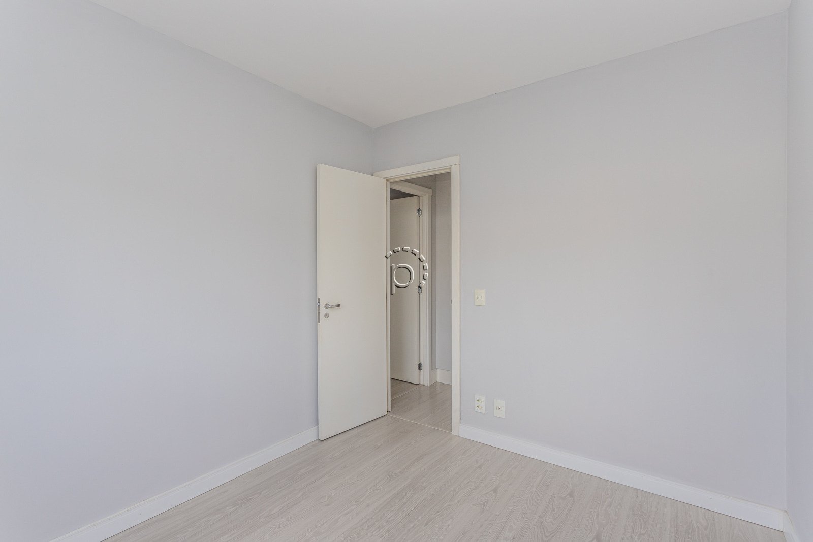 Apartamento à venda com 69m², 2 quartos, 1 suíte, 1 vaga no bairro Tristeza em Porto Alegre - Foto 18