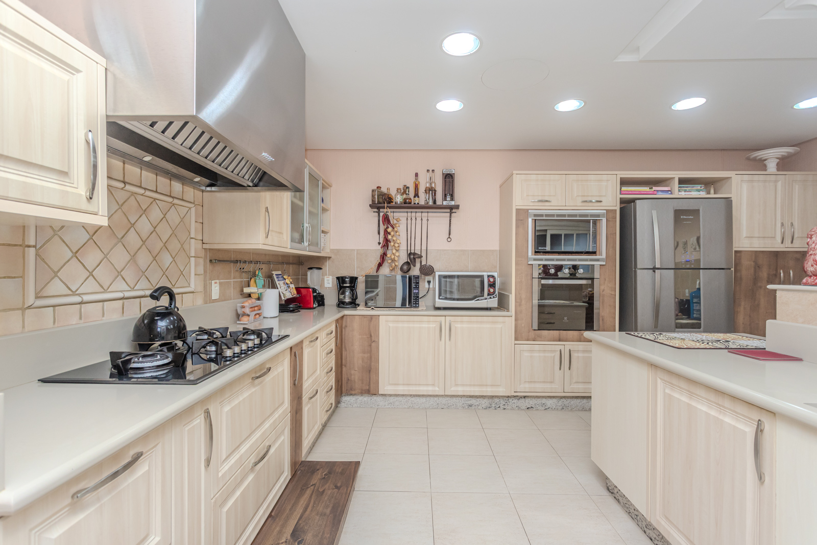 Casa em Condomínio à venda com 700m², 4 quartos, 4 suítes, 10 vagas no bairro Terra Ville em Porto Alegre - Foto 20