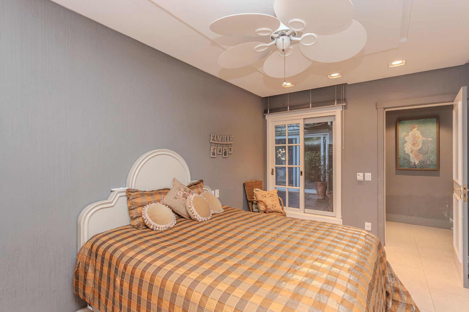 Casa em Condomínio à venda com 700m², 4 quartos, 4 suítes, 10 vagas no bairro Terra Ville em Porto Alegre - Foto 38