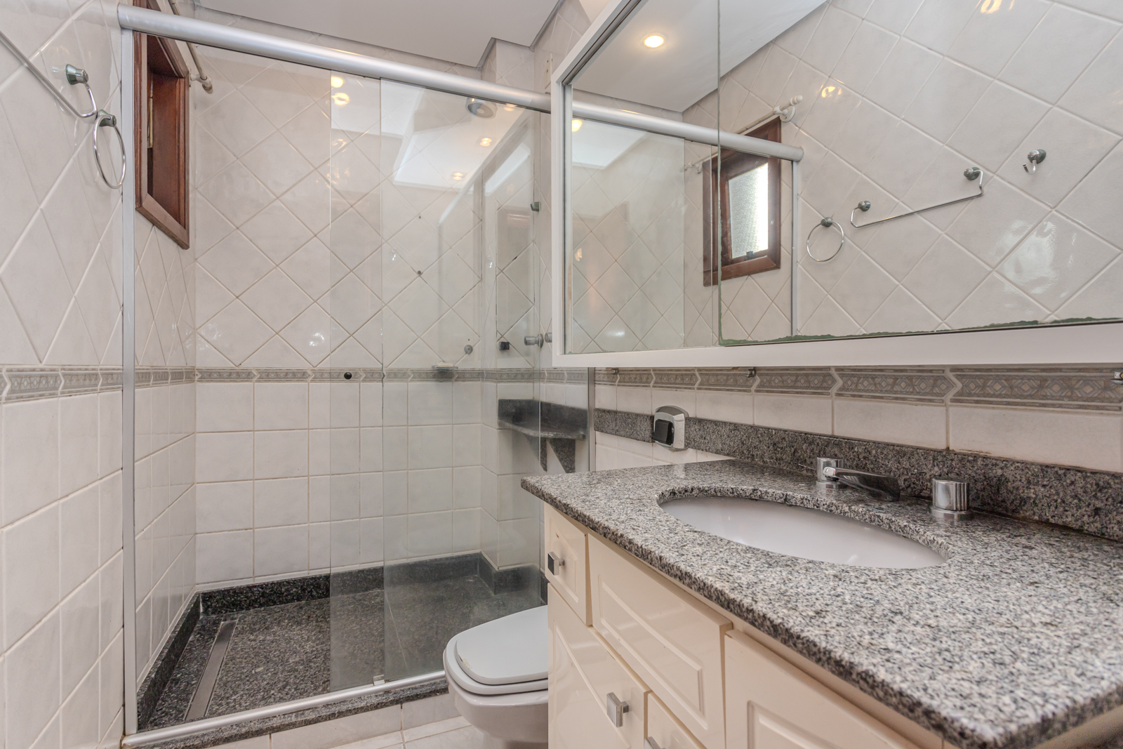 Casa em Condomínio à venda com 192m², 3 quartos, 1 suíte, 2 vagas no bairro Tristeza em Porto Alegre - Foto 34