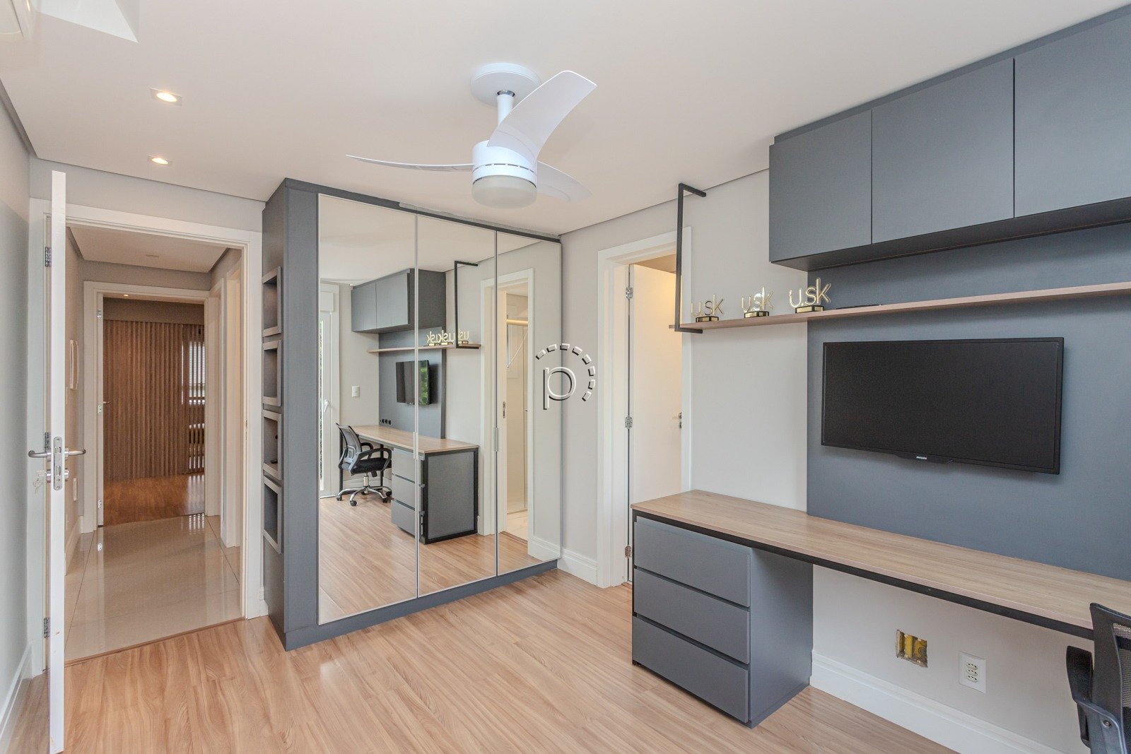 Casa em Condomínio à venda com 199m², 3 quartos, 3 suítes no bairro Vila Nova em Porto Alegre - Foto 18