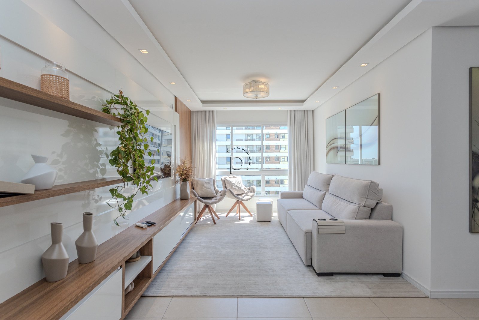 Apartamento à venda com 91m², 3 quartos, 1 suíte, 2 vagas no bairro Tristeza em Porto Alegre