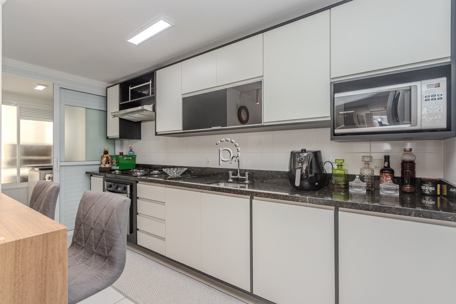 Apartamento à venda com 91m², 3 quartos, 1 suíte, 2 vagas no bairro Tristeza em Porto Alegre - Foto 15