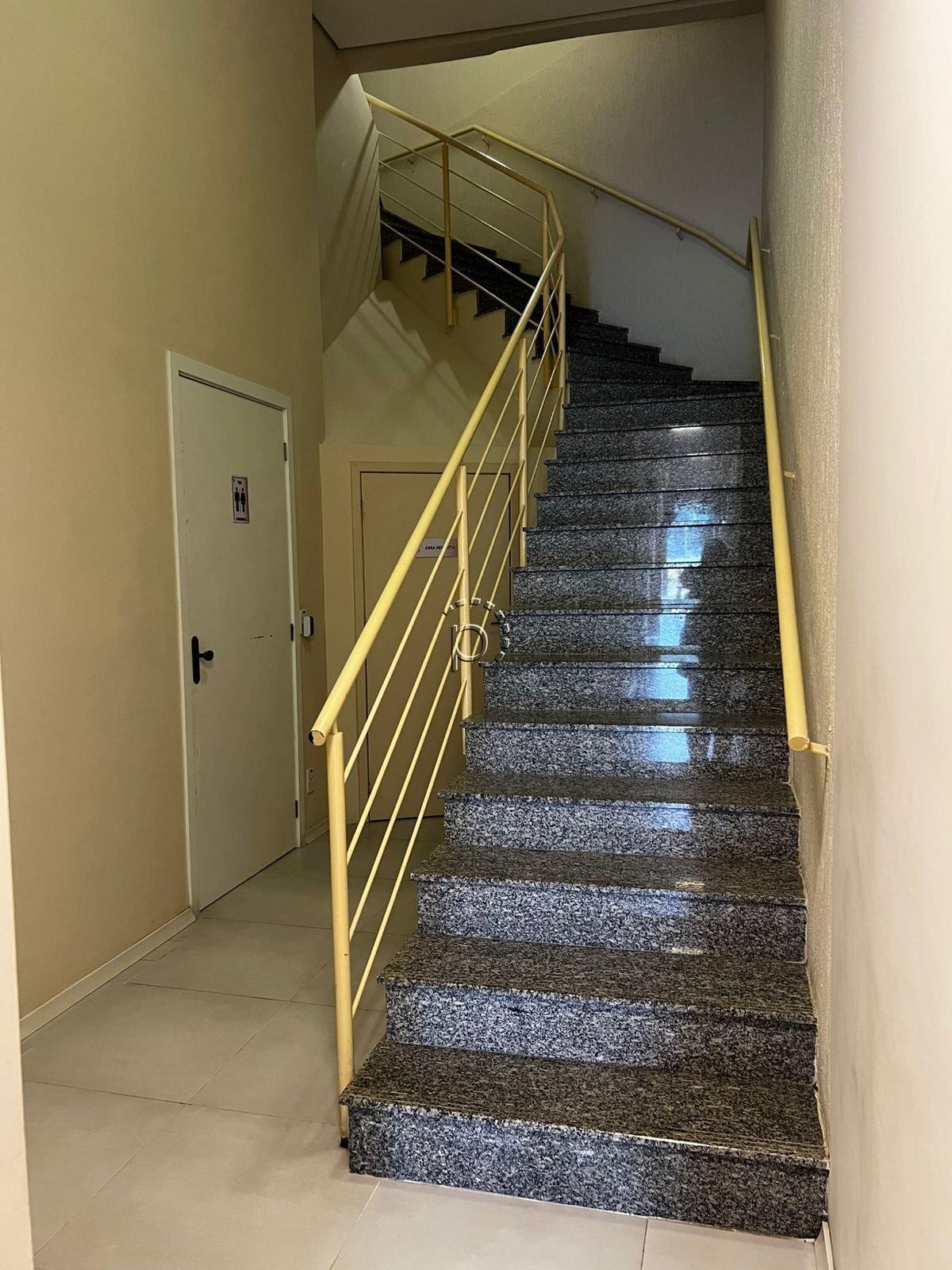 Loja para alugar com 140m² no bairro Tristeza em Porto Alegre - Foto 23