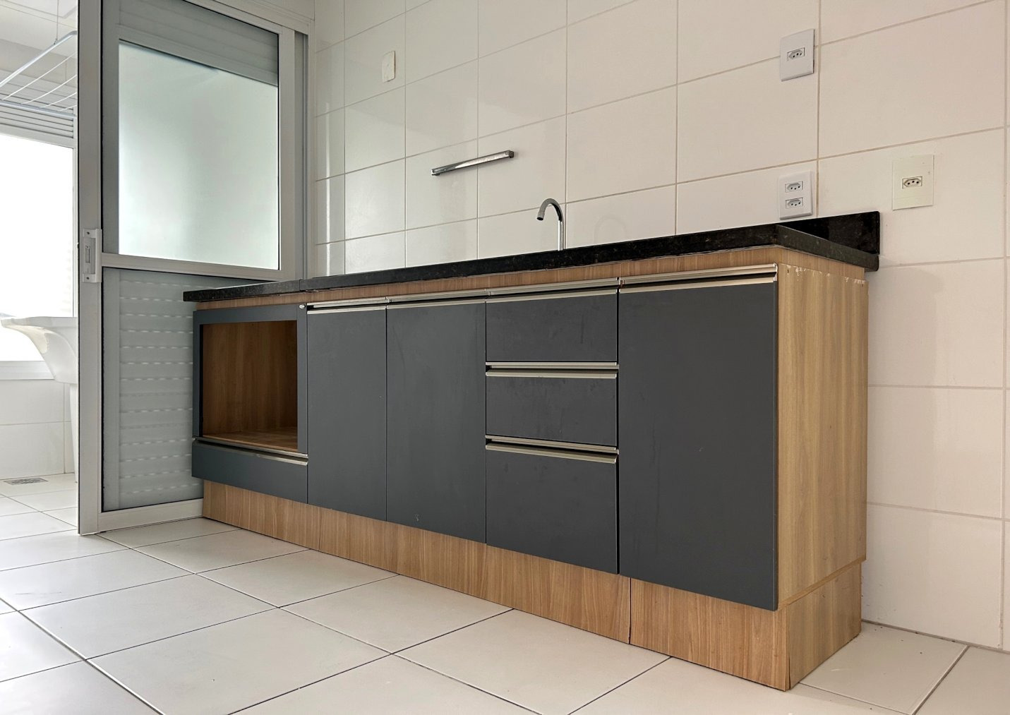 Apartamento à venda com 69m², 2 quartos, 10 suítes, 1 vaga no bairro Tristeza em Porto Alegre - Foto 5